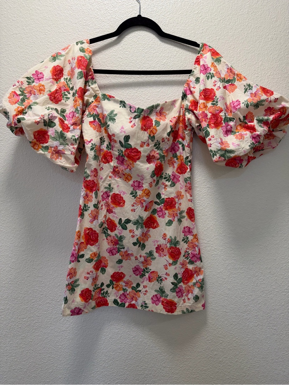 Zara “The Caroline” Floral Puff Sleeve Mini Dress Red & Pink Roses